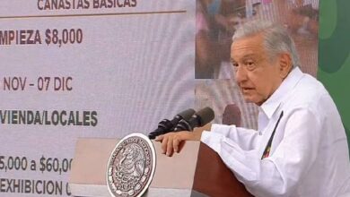 AMLO anuncia 8 mil pesos por hogar en Acapulco para limpieza