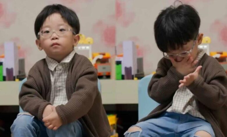 Niño coreano se viraliza por sentirse abandonado por sus papás