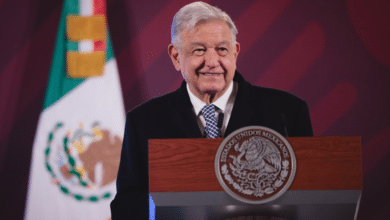 AMLO se reúne con fiscal especial del caso Ayotzinapa