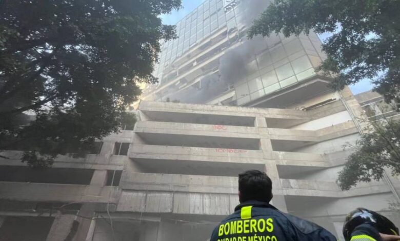 Vecinos denunciaron "saqueos" y vandalismo en edificio del ISSSTE