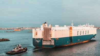 Desastre marítimo en la costa Gallega, 'Toconao' perdió 26 mil kilos de pellets de plástico