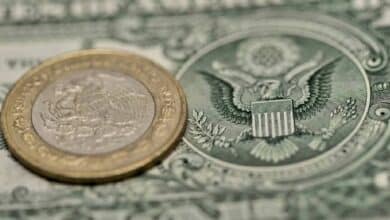 Superpeso pierde terreno en la primera semana del año 