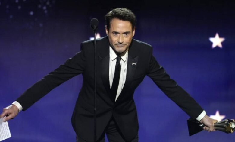 Robert Downey Jr. se burla de las críticas tras ganar Critics Choice