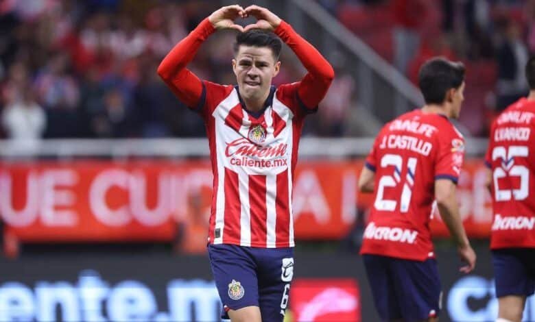 Chivas vence al Toluca y consigue su primer triunfo del año