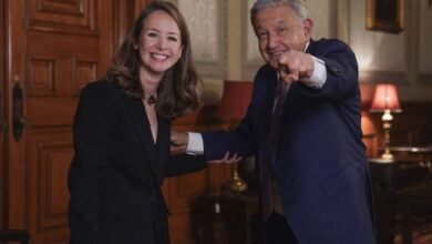 ¿Dónde ver la entrevista de AMLO con Inna Afinogenova?