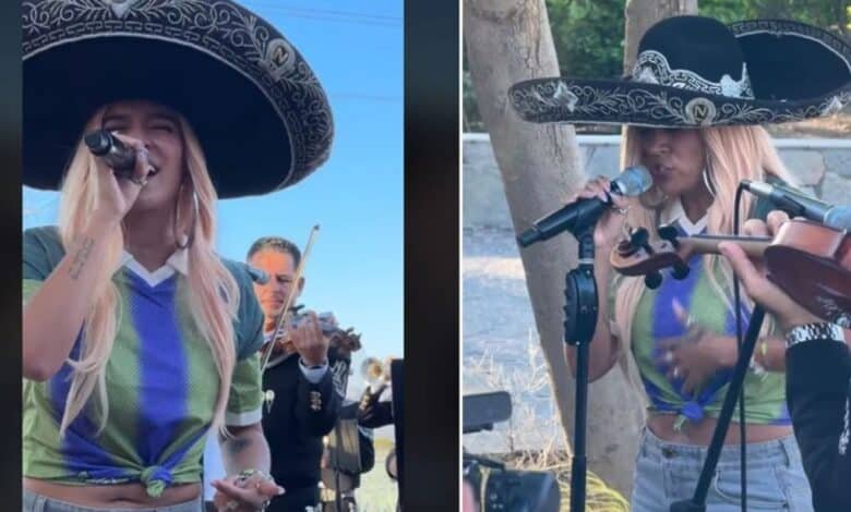 Así fue como Karol G cantó a todo pulmón "El Rey" con mariachi