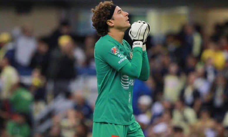 Guillermo Ochoa recibió más goles en el América que en Europa