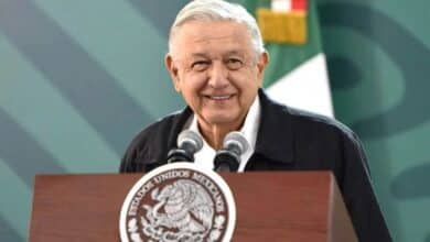 AMLO realiza gira privada para revisar avances en salud