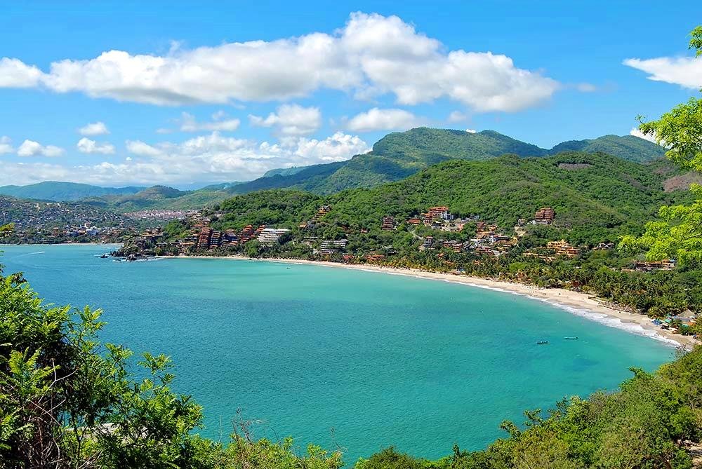 Playa La Ropa, Zihuatanejo