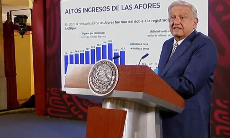 AMLO azteca.