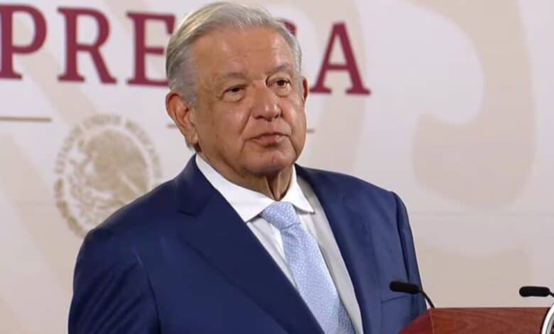 AMLO.