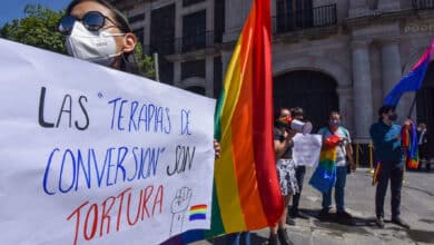 Celebran prohibición de las _terapias de conversión