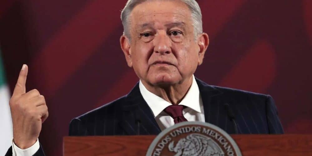 AMLO gasolina.