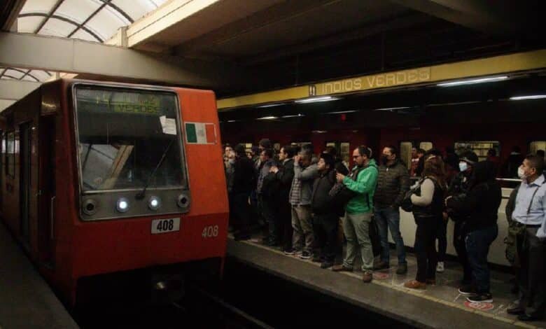 Reportan servicio lento en Línea 3 del Metro