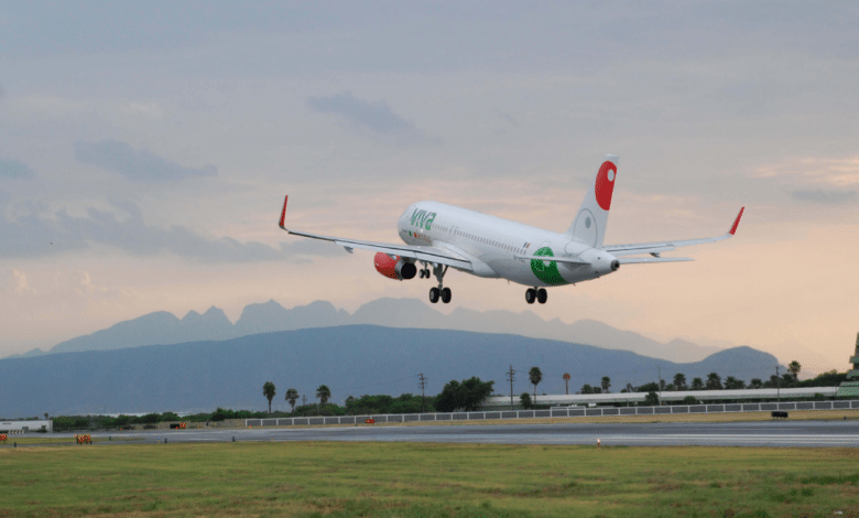 Viva Aerobús y Emirates firman alianza