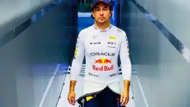 "Checo" Pérez se queda en Red Bull Racing