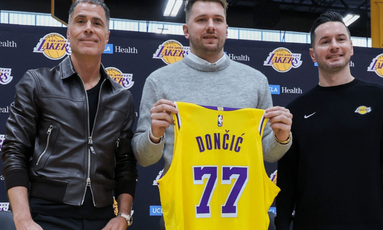 Los Lakers presentan a Luka Doncic la nueva estrella que busca seguir el legado de Kobe