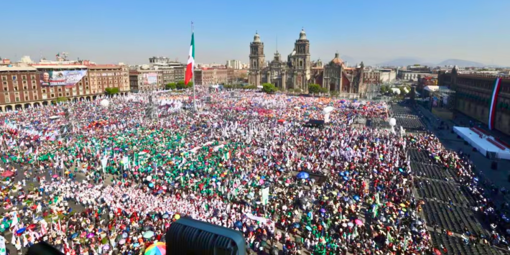 Más de 350 mil personas asisten a la asamblea de Sheinbaum