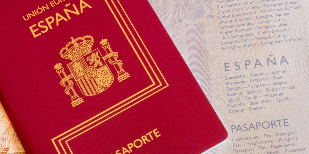 Pasaporte españo ahora con más condiciones (Foto por RTVE)