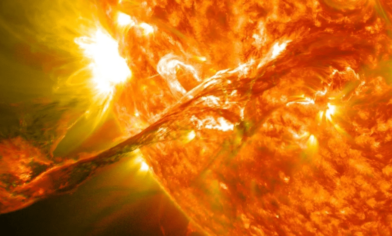 NASA alerta sobre la explosión solar más fuerte del año